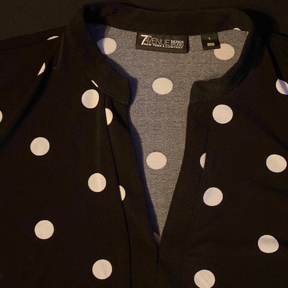 NY&C Polkadot blouse - Picture 3 of 5